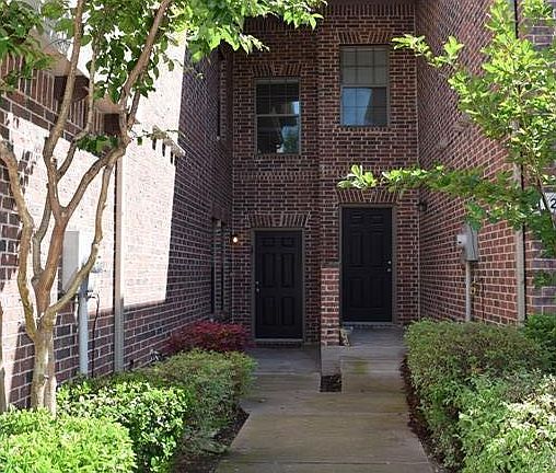 2nd image of 1123 Landon Ln