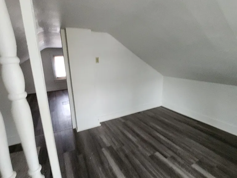 1127 Liberty St — Photo 15