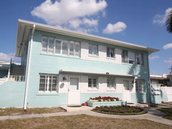 1887 Hyde Park St, Sarasota, FL 34239