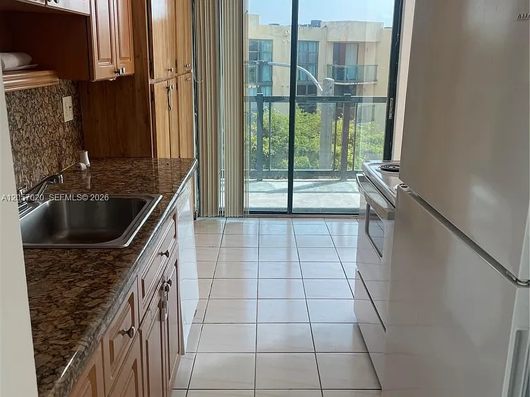 11780 SW 18th St #510-2 — Photo 4