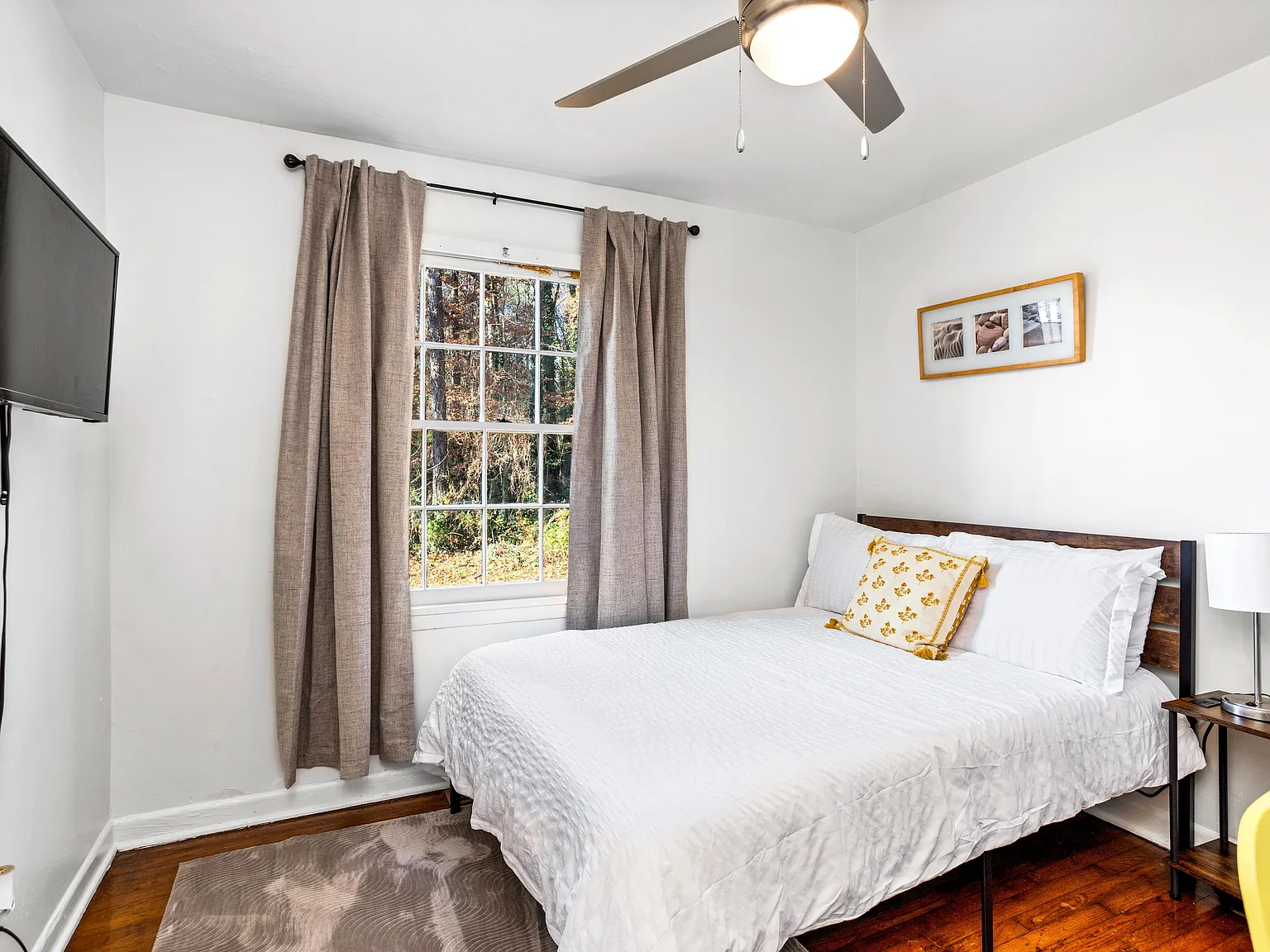 3 bed, 2.0 bath, 1025 sqft, $1,057 — Photo 3
