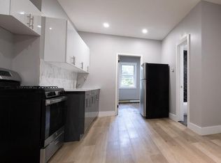 26 Andrew St #1R, Bayonne, NJ 07002