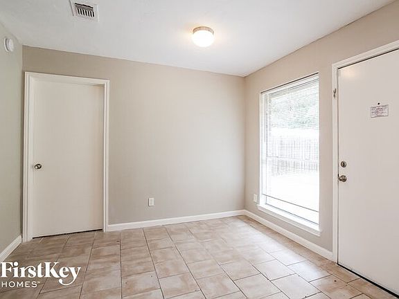 5th image of 8006 Barnhill Dr