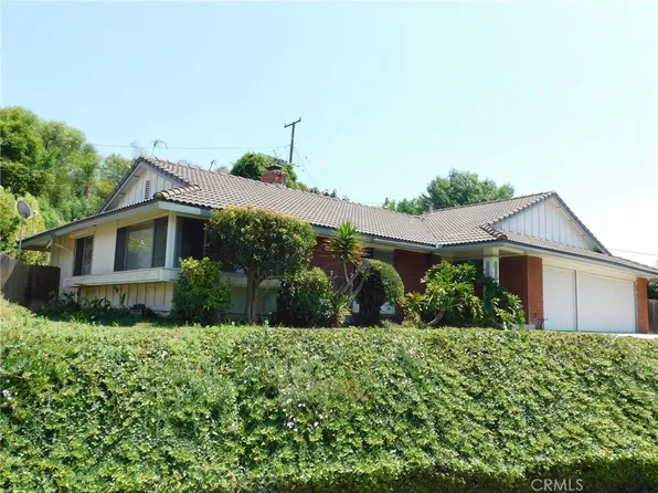 2346 Sarandi Grande Dr, Hacienda Heights, CA 91745