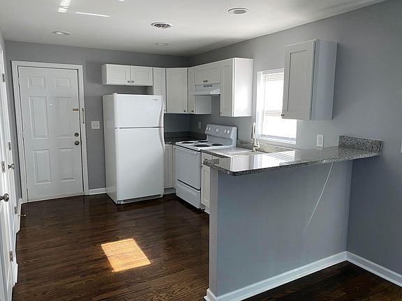 4th image of 2491 Azelda St
