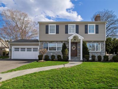 334 Raymond Street, Rockville Centre, NY, 11570