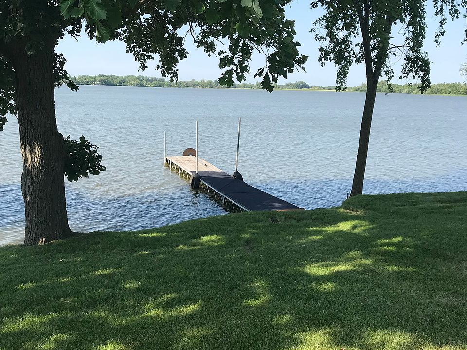 124 Park St, Erskine, MN 56535 Zillow