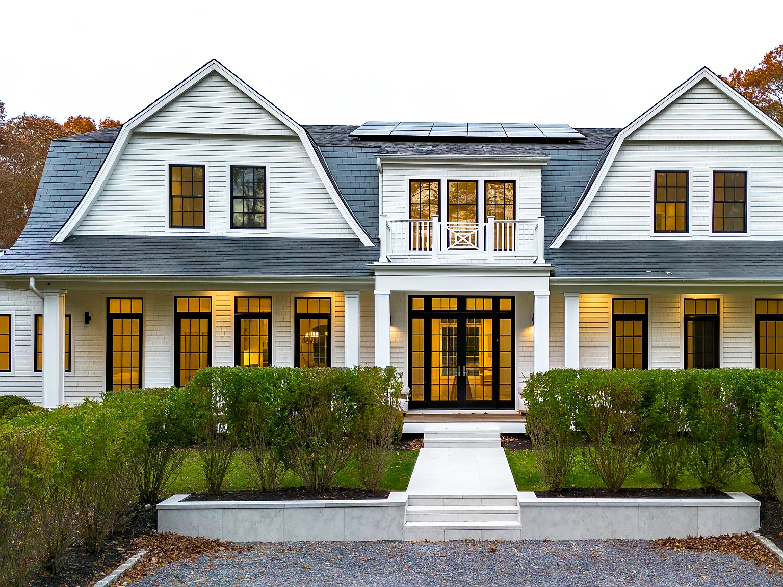 A Newly Crafted Estate in the Heart of Coveted Wainscott — Photo 3