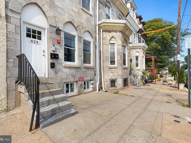 624 N 35th St #1 — Photo 23