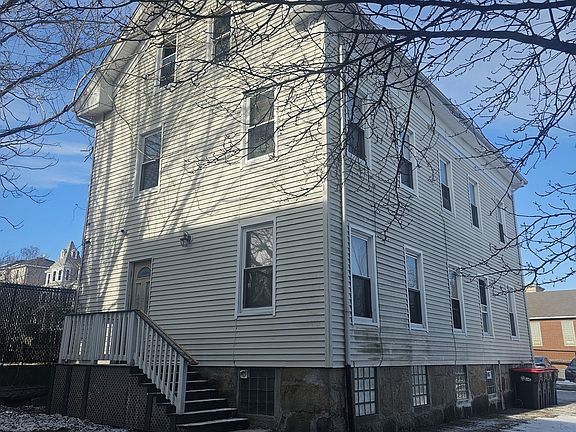 3rd image of 192 Walnut St