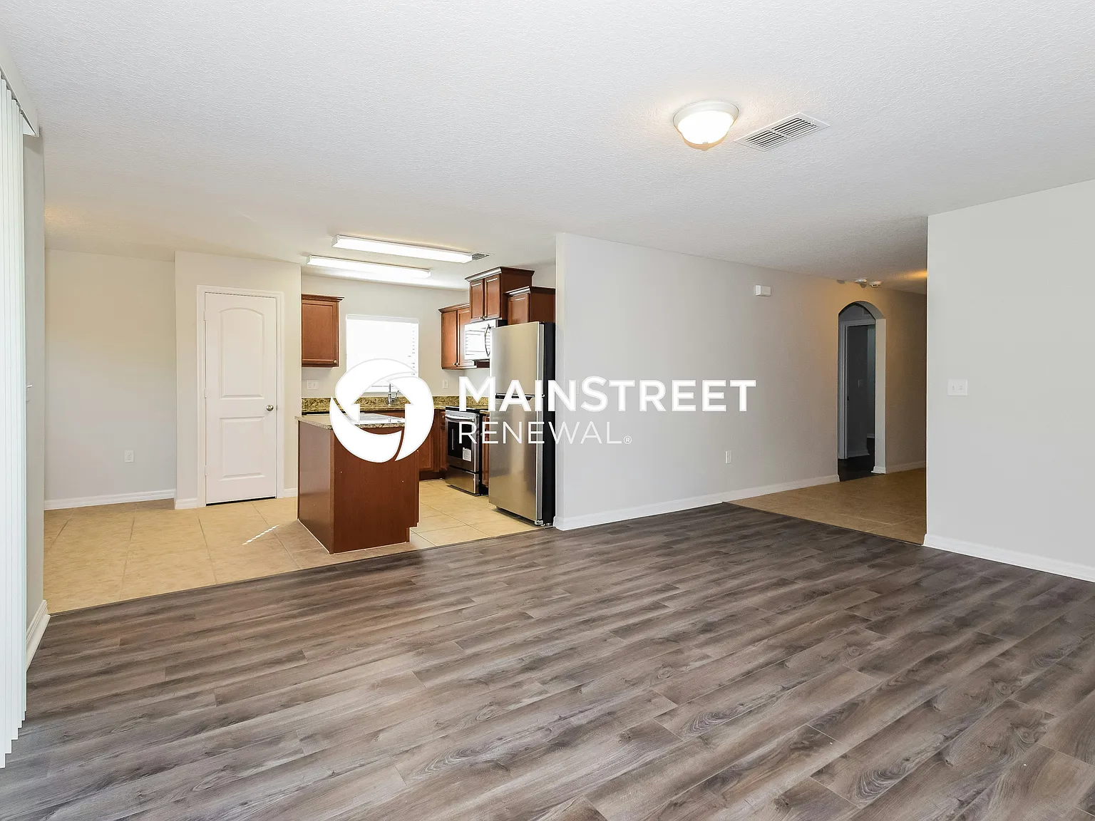 452 Ocho Rios Ave — Photo 2