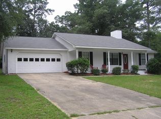 135 Blackhawk Dr, Daleville, AL 36322