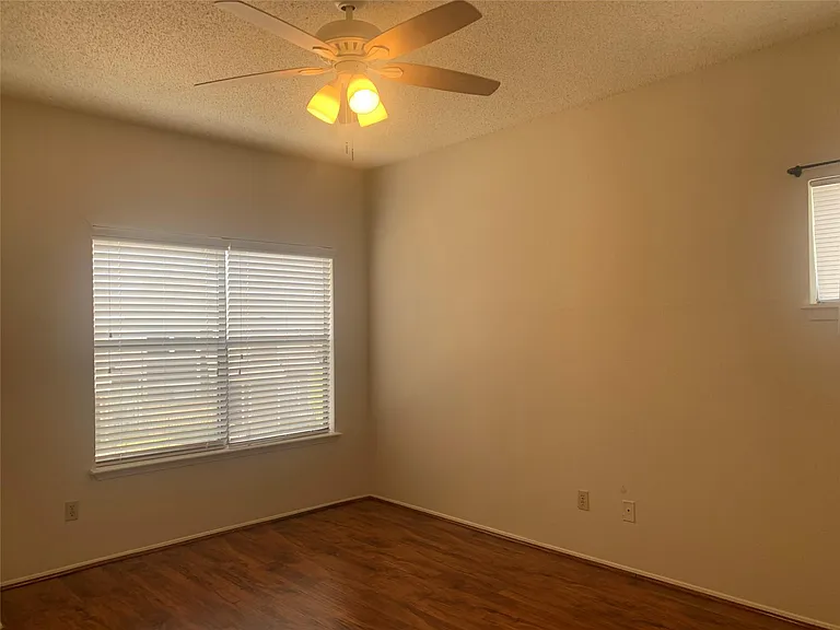 2710 Grants Lake Blvd #M2 — Photo 10