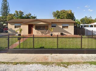 11881 SW 206th Ter, Miami, FL 33177