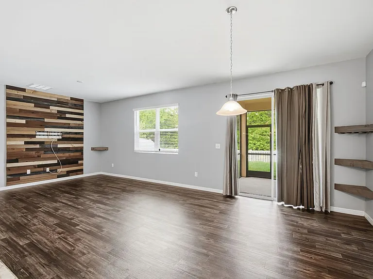 9108 Freedom Hill Dr — Photo 14
