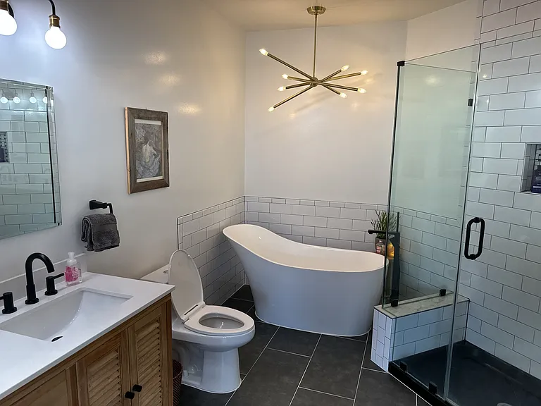 5112 Donovan Dr #303 — Photo 5