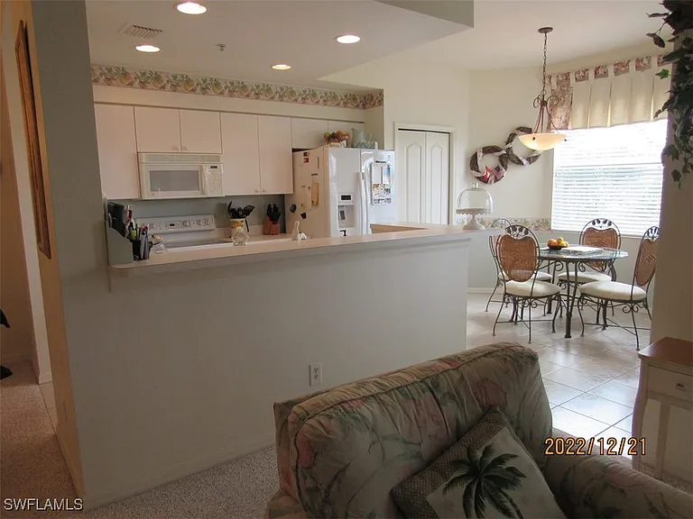 8076 Queen Palm Ln #437 — Photo 15