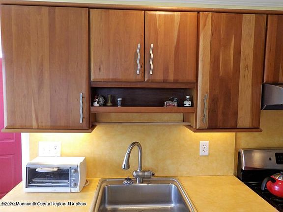 5th image of 70 Longman St