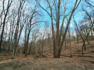 1767 Mohican Ln, Sugar Grove, OH 43155