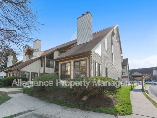 6011 Curtier Dr APT D, Alexandria, VA 22310