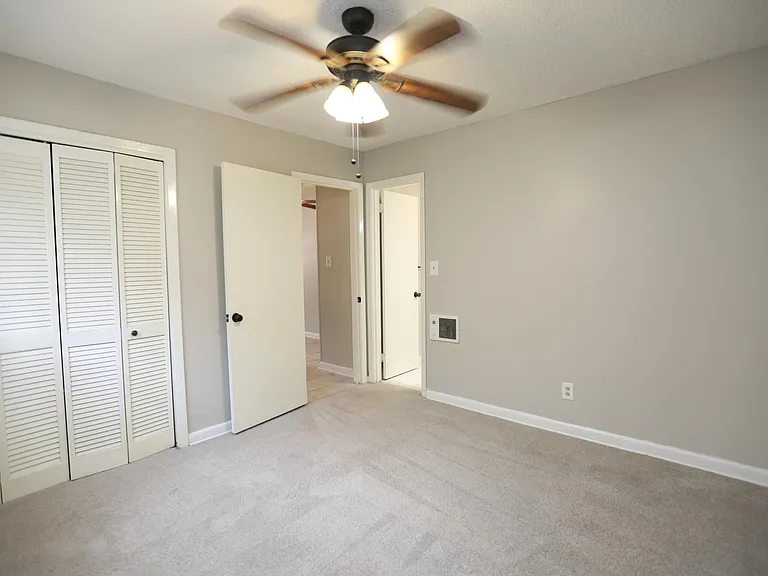 5101 H St #5 — Photo 11