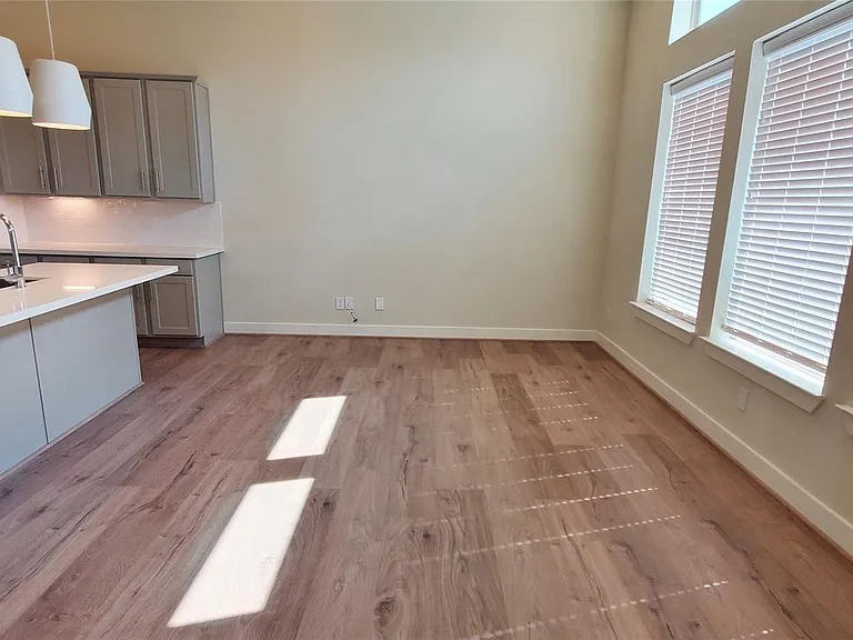 2980 Alice St — Photo 8