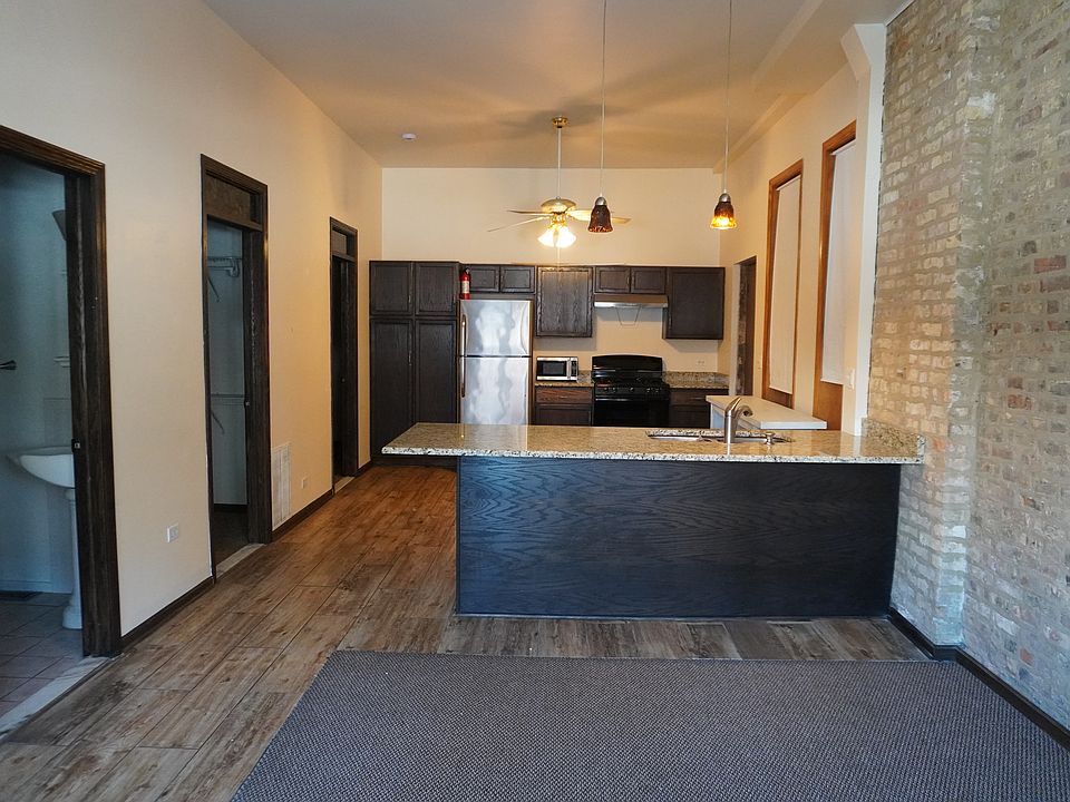1st image of 3009 S Princeton Ave Floor 1