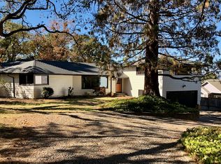 525 N Barneburg Rd, Medford, OR 97504