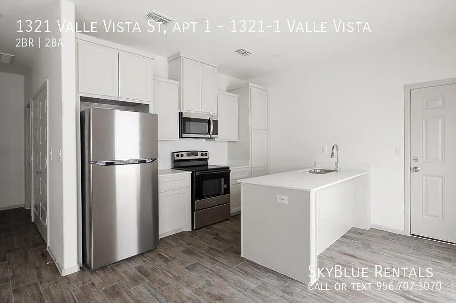 Building Photo - 1321 Valle Vista St #1