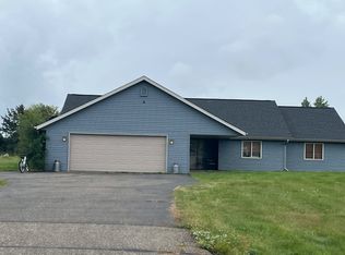1327 212th Ave, New Richmond, WI 54017