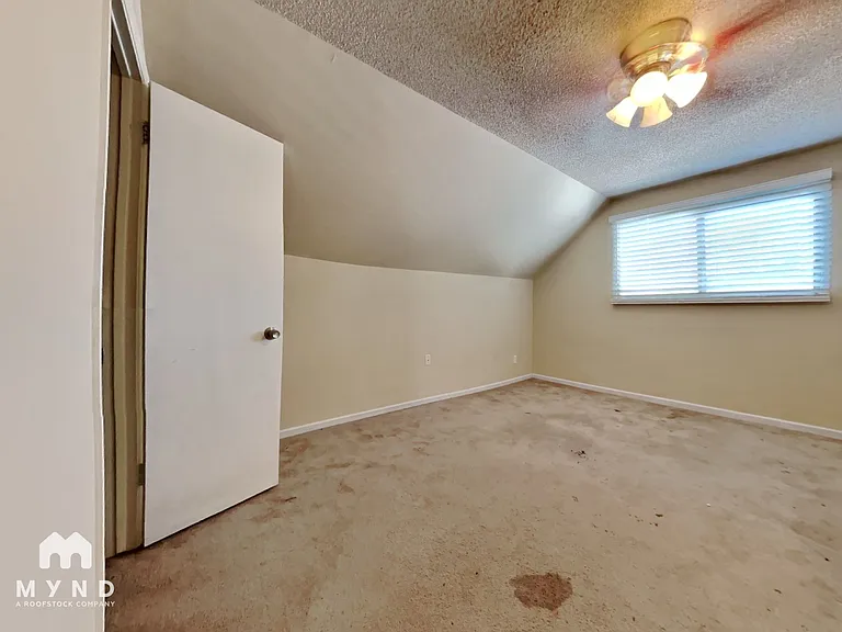 8426 E Keim Dr — Photo 16