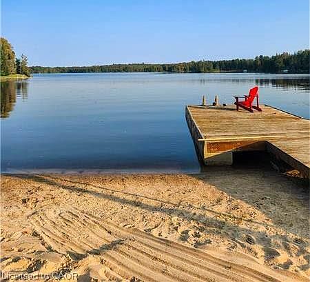 3rd image of 790 Deer Lake Rd
