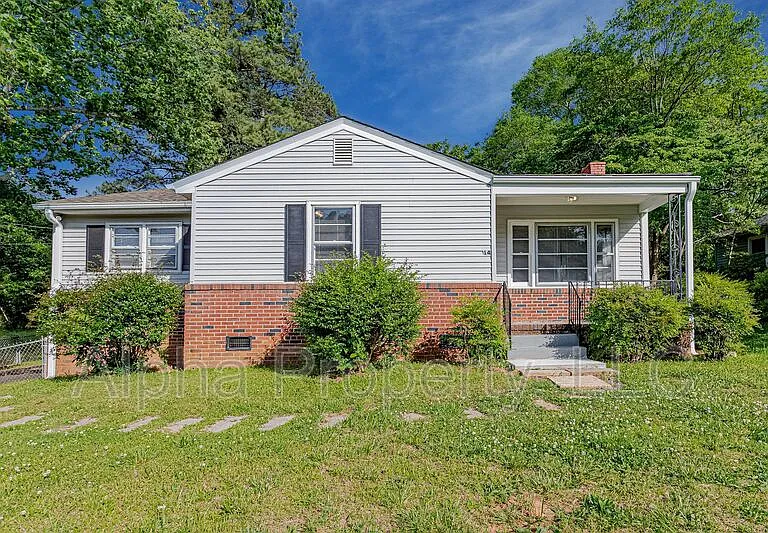 14 Melvin Dr — Photo 1