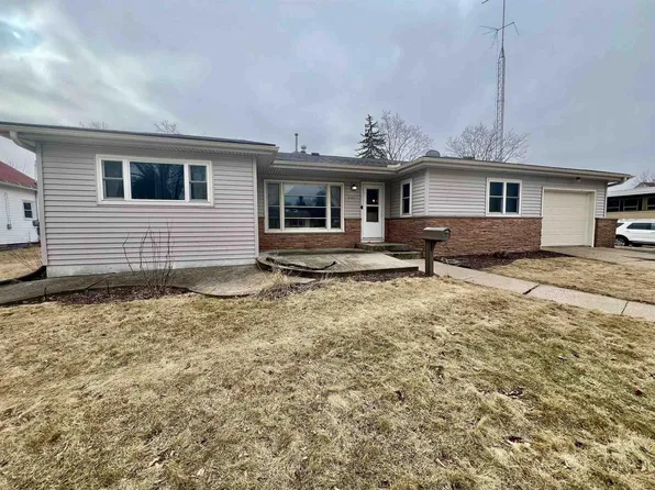 421 6th Avenue, Baraboo, WI 53913