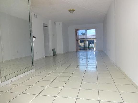 3rd image of 4681 NW 9th St APT 208