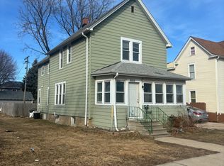 2008 62nd St, Kenosha, WI 53143