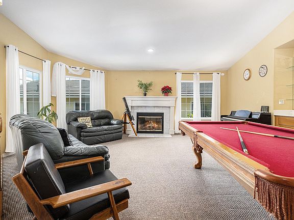 3rd image of 5490 Lenora Rd