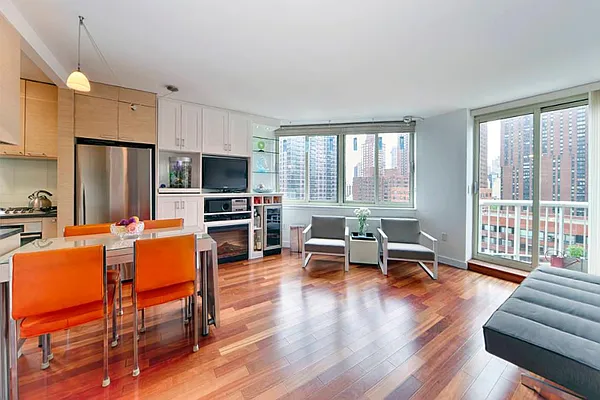 Sold by Town Residential | media 13