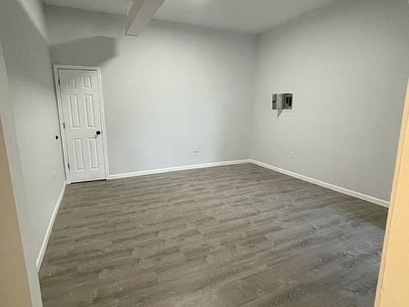 5th image of 126 Center St APT 8