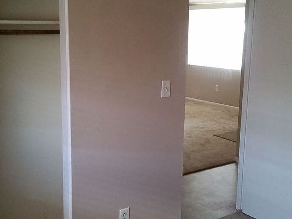 4th image of 420 E Delano St #2