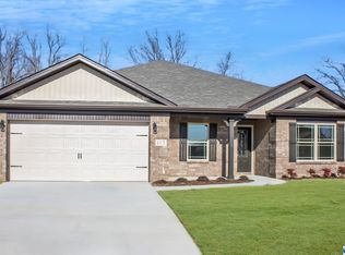 26877 Linda Todd Ave, Athens, AL 35613