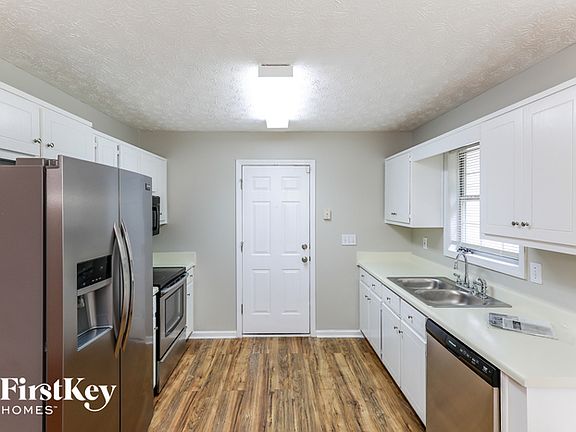 4th image of 5430 Sugarmill Dr