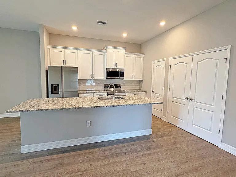 5027 Old Cheney Hwy — Photo 4