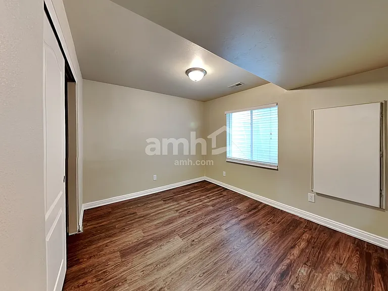 7128 N Kiowa Pkwy — Photo 21