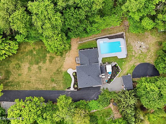3rd image of 649 Gardner Rd