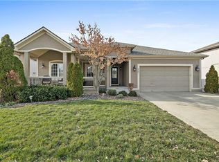 2127 NE Sparta Dr, Blue Springs, MO 64029