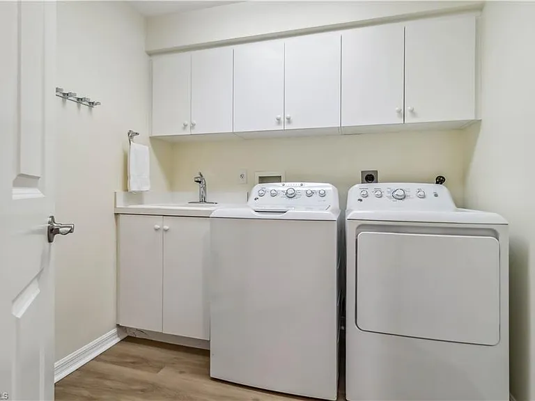 1001 Arbor Lake Dr #101 — Photo 32