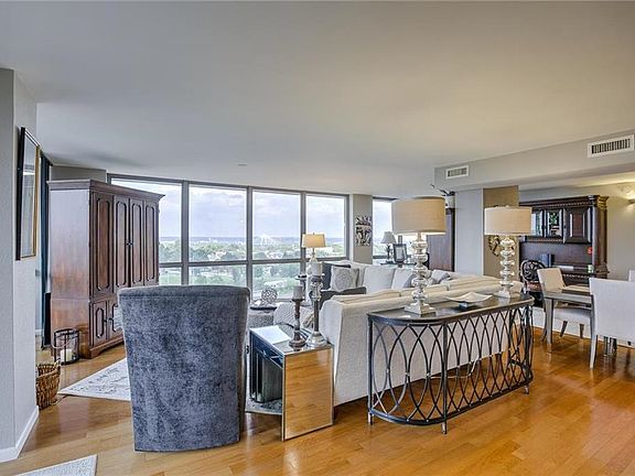 5th image of 600 E Admiral Blvd #508