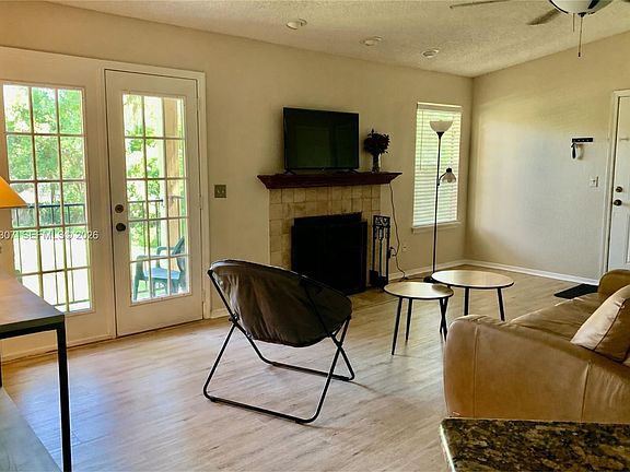 3rd image of 2550 N Alafaya Trl APT 12203