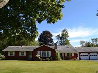 412 McClellan Rd, Nassau, NY 12123